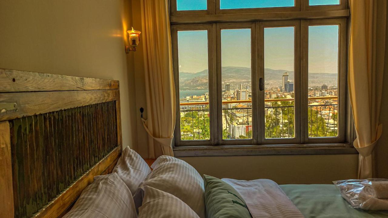 Variante Hotel Izmir Exteriör bild