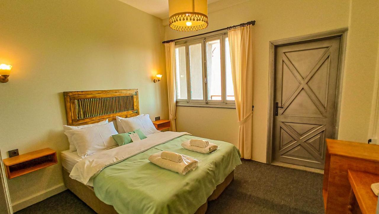 Variante Hotel Izmir Exteriör bild